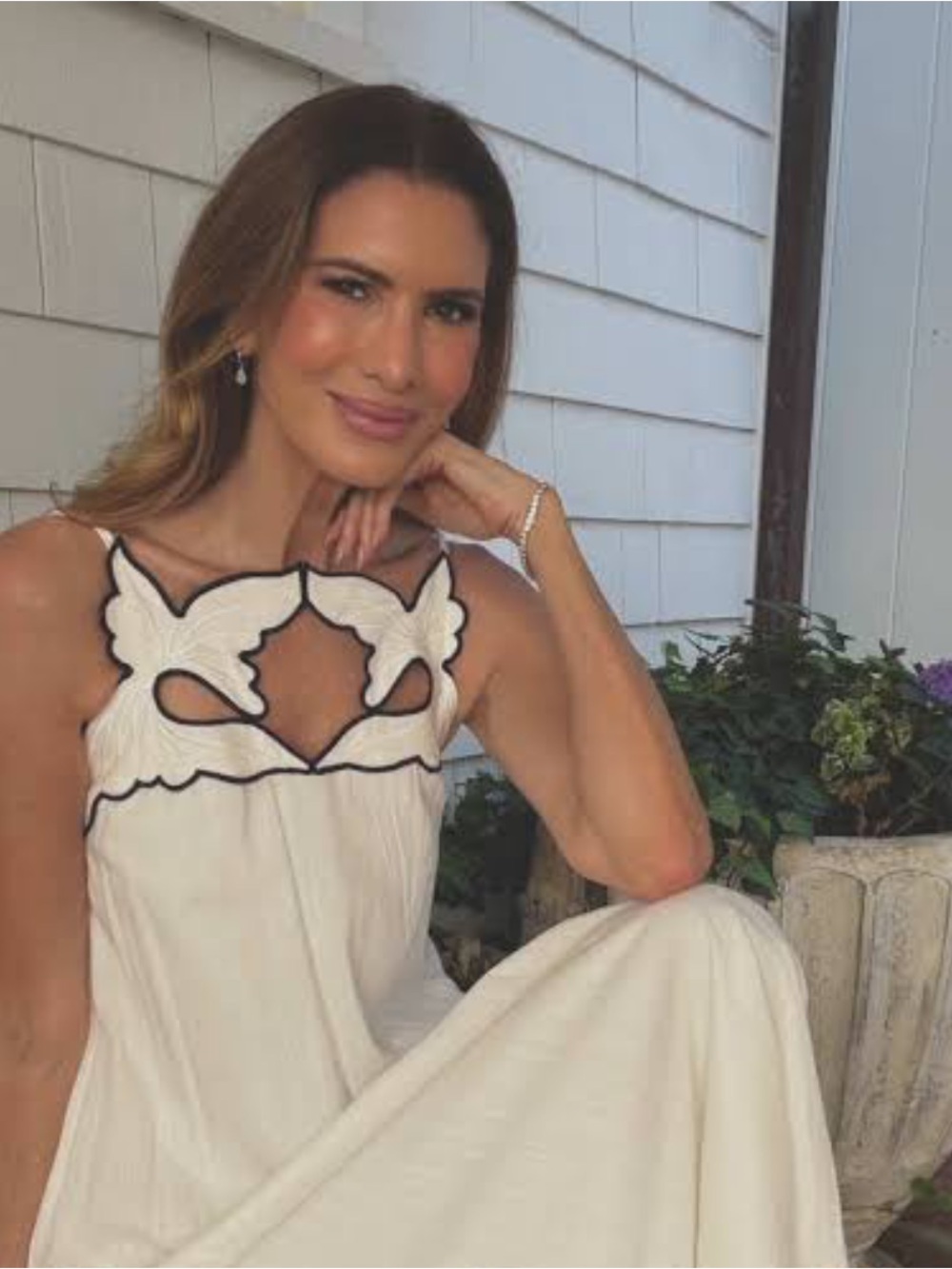 Commense White Sleeveless Maxi Dress with Decorative Cutout Small